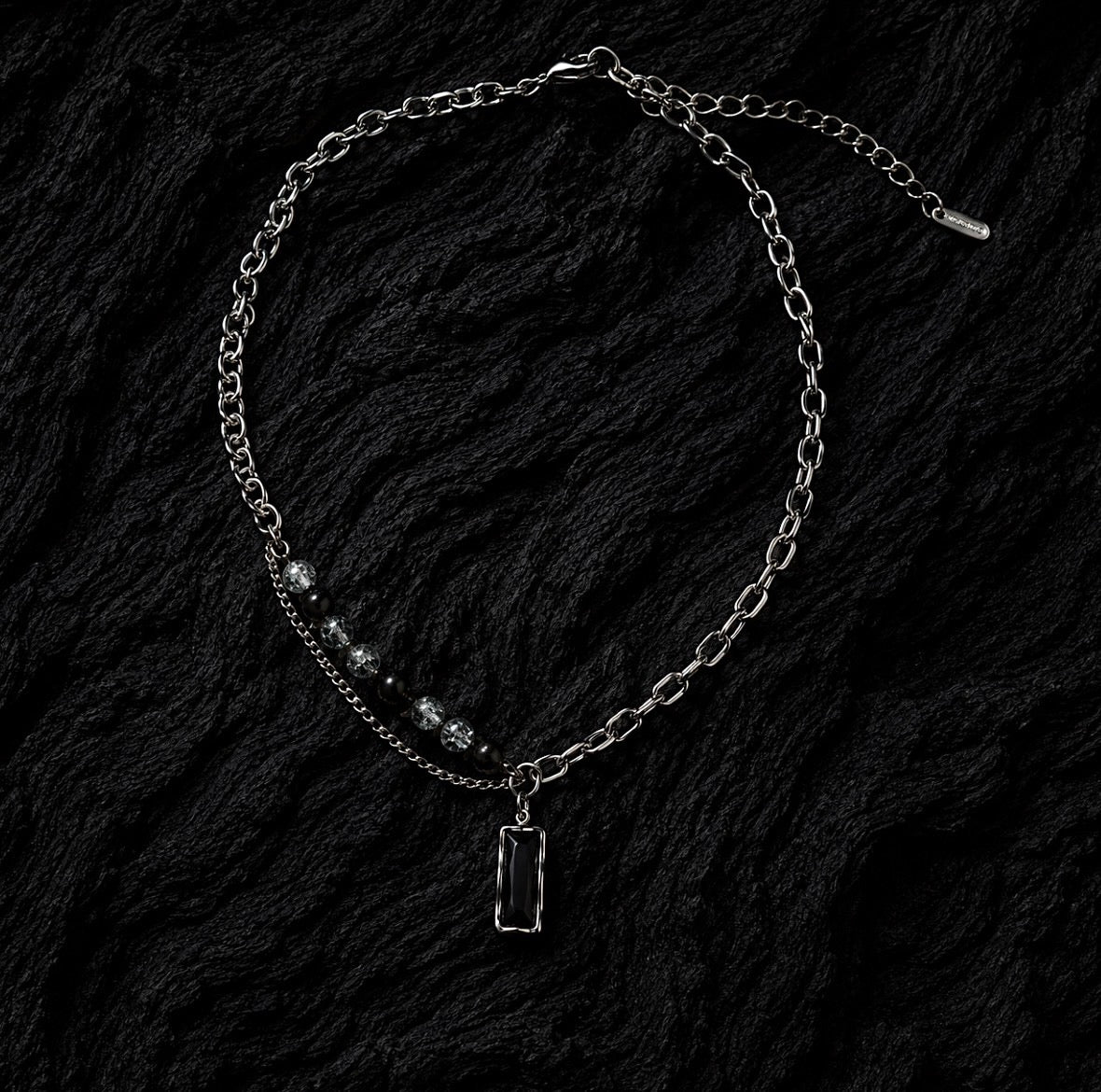 NIOR ECLIPSE NECKLACE